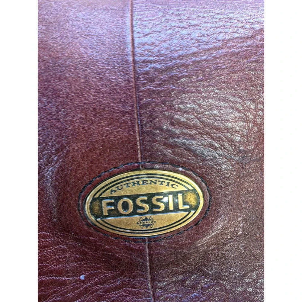 Fossil Hobo Bag Brown Pebbled Leather Shoulder Bag Brass Hardware Key Charm